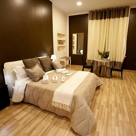 Guest house Reggia & Dintorni A 2*
