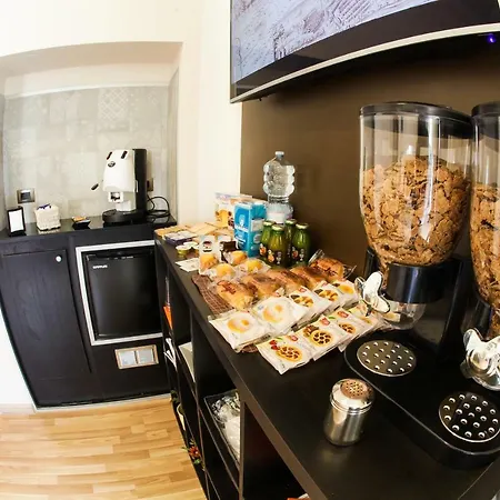 Guest house Reggia & Dintorni A 2*