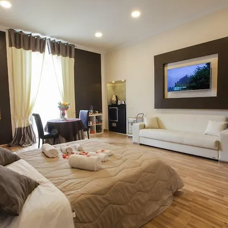 Guest house Reggia & Dintorni A 2*